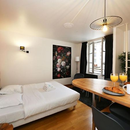 302 - Sejournez Dans Un Studio De Charme A Paris 5 - Flat-Guest Luaran gambar