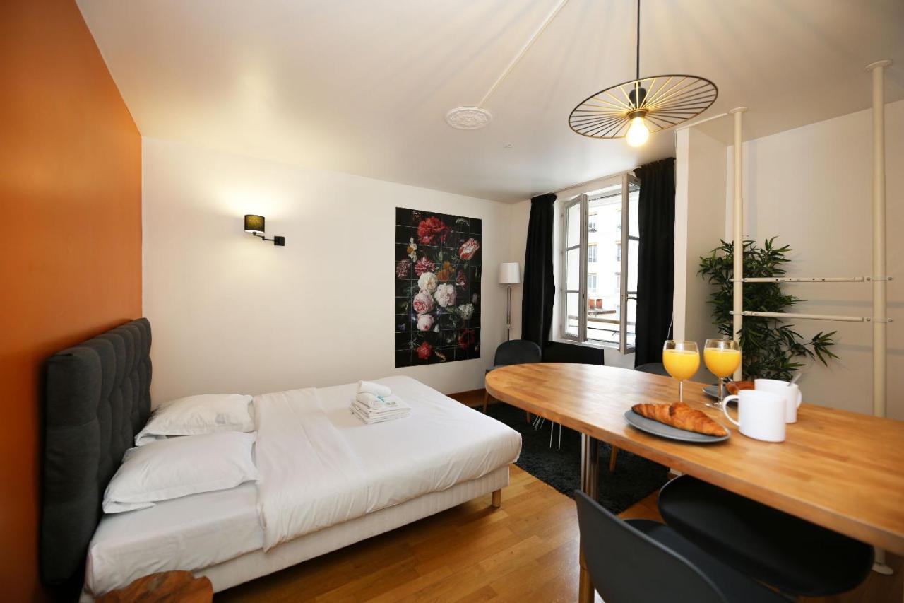 302 - Sejournez Dans Un Studio De Charme A Paris 5 - Flat-Guest Luaran gambar
